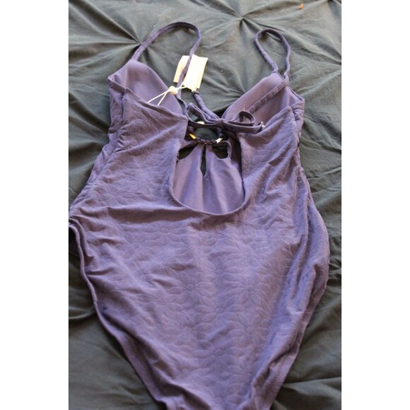 TRINA TURK JOPLIN JACQUARD PETAL CUTOUT PLUNGE SWIMSUIT, NAVY,NWT SIZE 6 - Picture 3 of 5